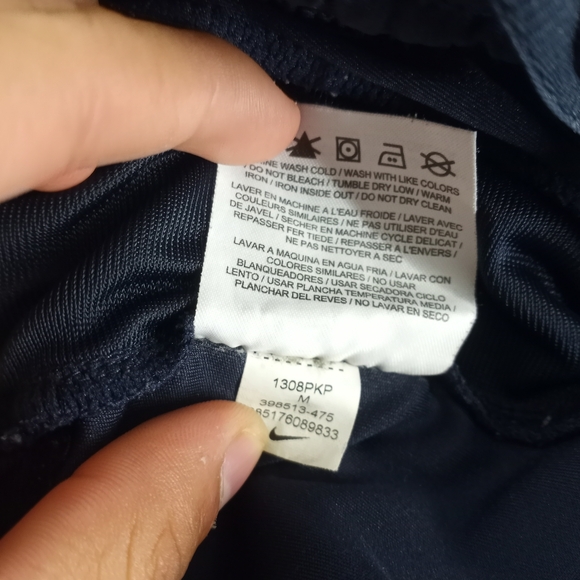 Nike Men’s Black Athletic Shorts with Swoosh - Picture 6 of 12